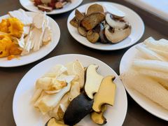 -天宜隆蘑菇宴火锅(石景山旗舰店)