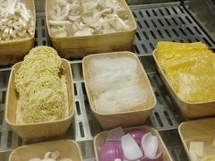 -匠牛亭·锅物烧肉放题自助(昆百大·泰业城店)