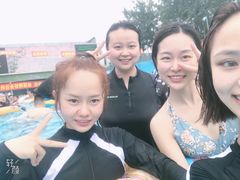-欢乐水魔方水世界