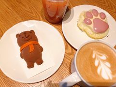 -星巴克臻选(莘庄仲盛店)