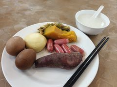 -黄山光明顶山庄