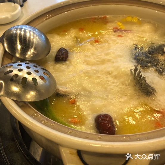 鱼水湾时尚美食(兴关路分店)