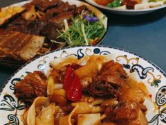 -伊带伊路新疆美食府(呼家楼店)