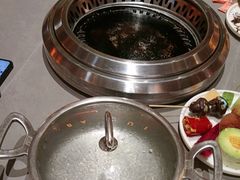 -黑金·寻焰自助百汇·烤肉·火锅(中街店)