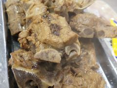 -荣吉招牌自助骨头锅(顾乡店)