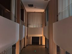 -涨巢·潮玩水疗局