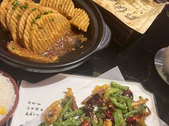 -东口码头·烧鸽子·鱼头泡饼·地方菜(金鹰悦城店)