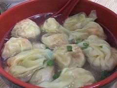 鲜虾蟹子云吞-云云美食