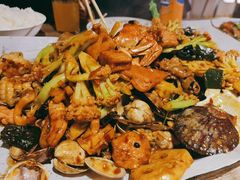 -嗨辣小聚·盘锦河蟹·海鲜烧烤龙虾(盘锦十年好店)