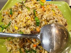 -胡须佬鸡煲四季火锅店(石厦西村直营店)