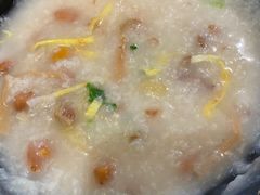 窝蛋牛肉粥-东方之珠海鲜酒楼(南开店)