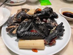 元气黑枣山药煲乌鸡汤-汤城小厨•粤菜•靓汤(西直门凯德MALL店)