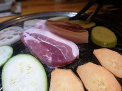 -唯成•韩国炭火烤肉 유성고기