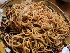 -一品红烧鸭特色川菜(三岔湖店)
