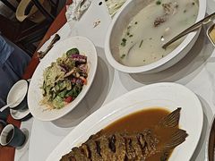 -梅利汴京烤鸭•开封豫菜地标店(东大街店)