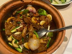 -八府香鸭·啫啫煲(华山路店)