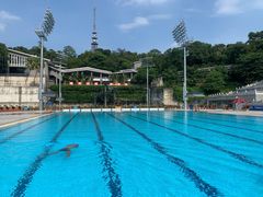 -越秀山游泳场