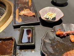 -铭牛烧肉·和牛海鲜自助(高新月牙湖店)