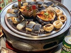 -围炉肉舍丹东海鲜烤肉·烤活鳗(步行街店)
