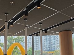 -麦当劳(北苑秋实路店)