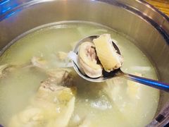 -润青四季音乐主题餐厅·椰子鸡(罗湖店)