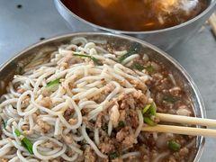 -正宗杨记普洱酸醋米线(总店)