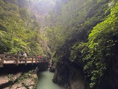 -龙水峡地缝景区