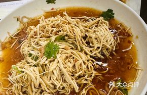 Yangzhou Steamed Tofu Skin Noodles