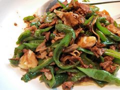 湖南辣椒炒土猪肉-湘邻呷铺·田园家宴(汉基广场店)