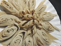 -泓炙颐凤鲜海鲜火锅料理(桐乡店)
