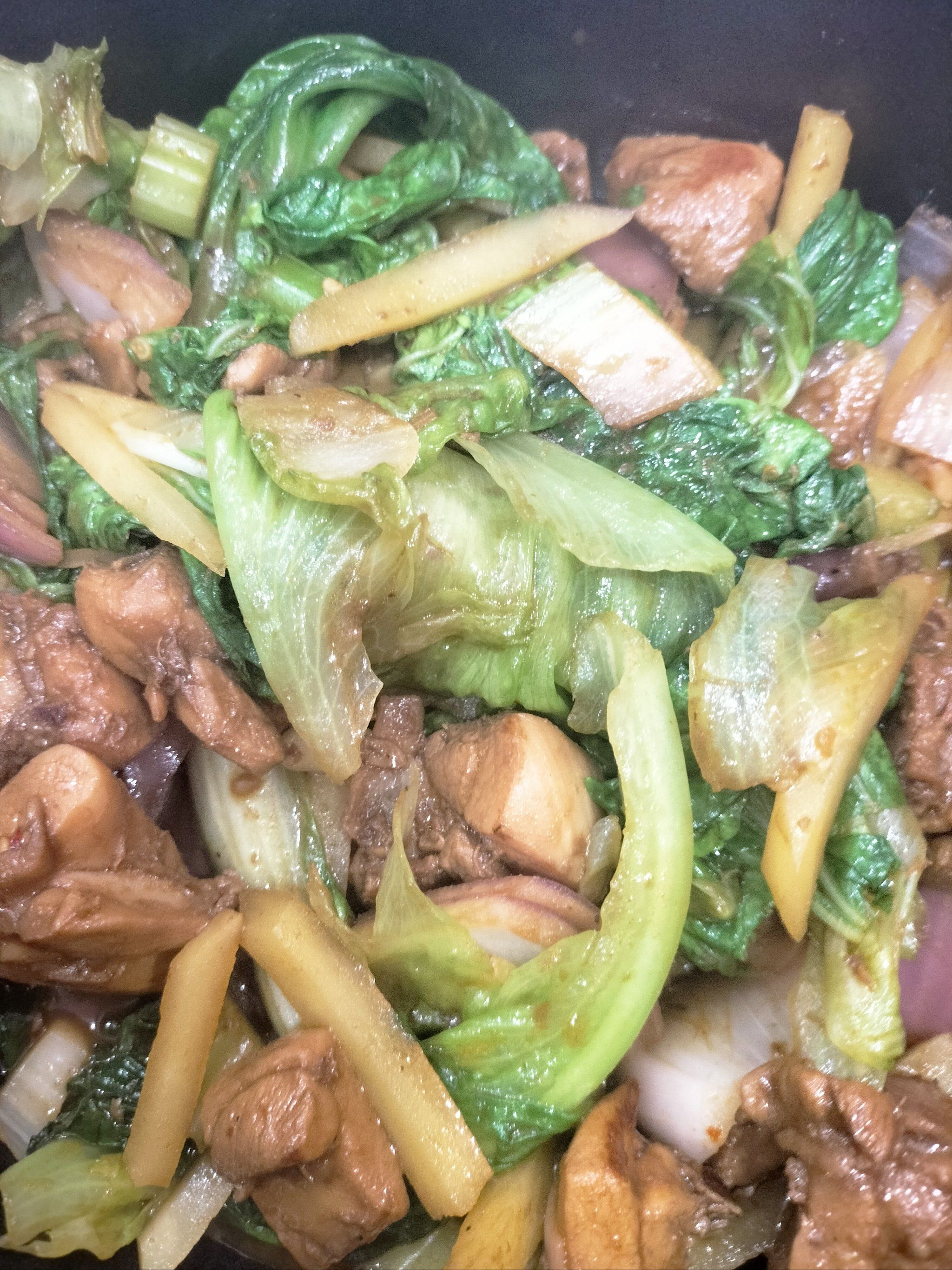 18.8鸡公煲套餐可以自己任意选两个配菜一起炒进去