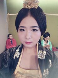 -盘子女人坊生日照·摄影馆(华强店)