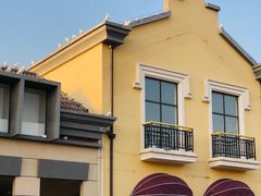 -王府井奥莱临潼小镇(临潼店)