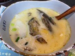 金汤黄骨鱼粉-申鲜大师·简餐(科技生态园店)