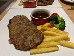 -必胜客(花舞大唐博物馆店)