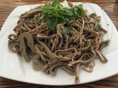 -溢心园香河肉饼总店