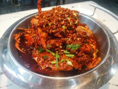 -凤凰路何眼镜香辣蟹(花果园店)