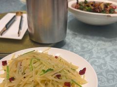 -泉畔人家·老济南经典鲁菜(大明湖店)