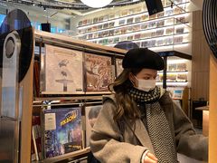 -黑胶星球(华发中城商都店)