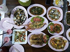-两兄弟Song Pee Nong(2号店)
