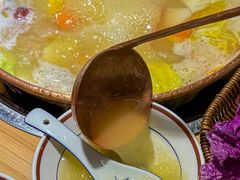 -洱火云南酸菜牛肉火锅(石景山当代商城店)