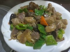 溜三样-金卯白肉罩火烧