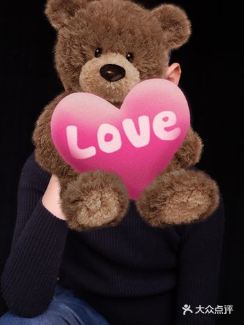 看了很多可以拍亲子照的地方，最终还是选择来到了时光匣