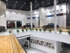 -杭州中沃沃尔沃4S店(滨江区店)