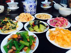 -陇上全荟兰州传统牛肉面(延吉路店)
