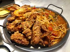 必点炸鸡翅配年糕-HOTISLAND海鸡岛·韩国料理(江南西店)