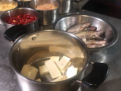 -渔公馆·川菜馆·家宴·生日宴(大地中央广场店)