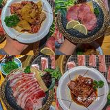 心中的深夜食堂模样 烤肉配小汉堡太绝🍔