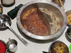 -憨铁匠老火锅(龙岗万科里店)