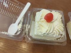 -红宝石·鲜奶小方·海派西点房(丰庄店)